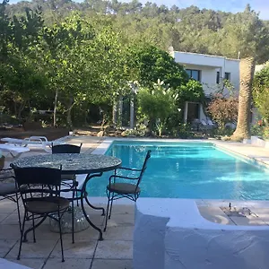 Guest house Iara